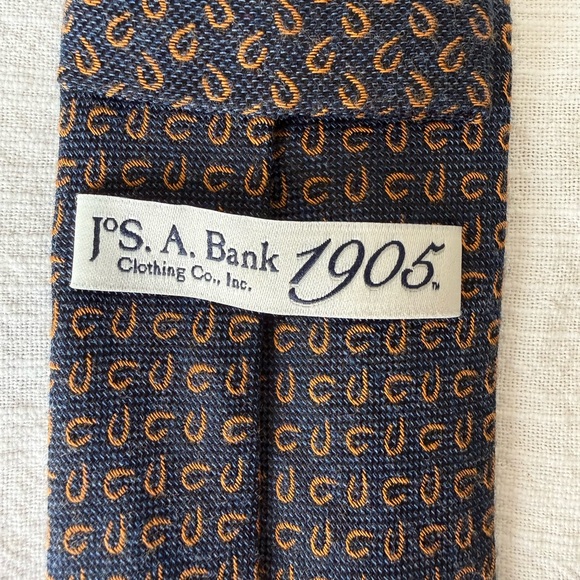 Jos. A. Bank Navy and Orange Patterned Tie - Picture 4 of 4